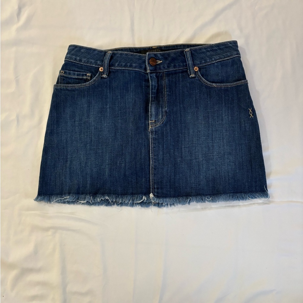 Genetic Denim Lyndsay Blue Raw Hem Stretch Mini Skirt.